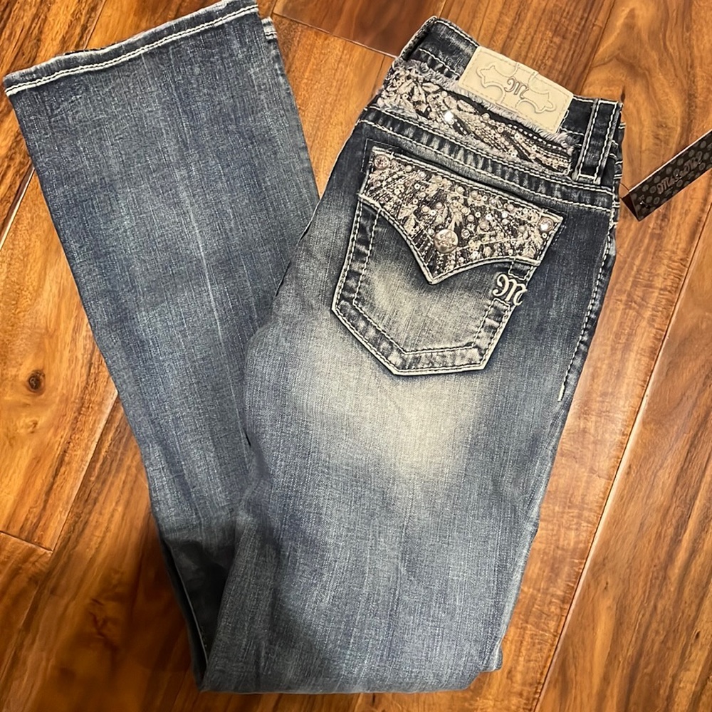 Miss Me Signature Slim boot cut jean size 28 31 inseam NWT 8” rise